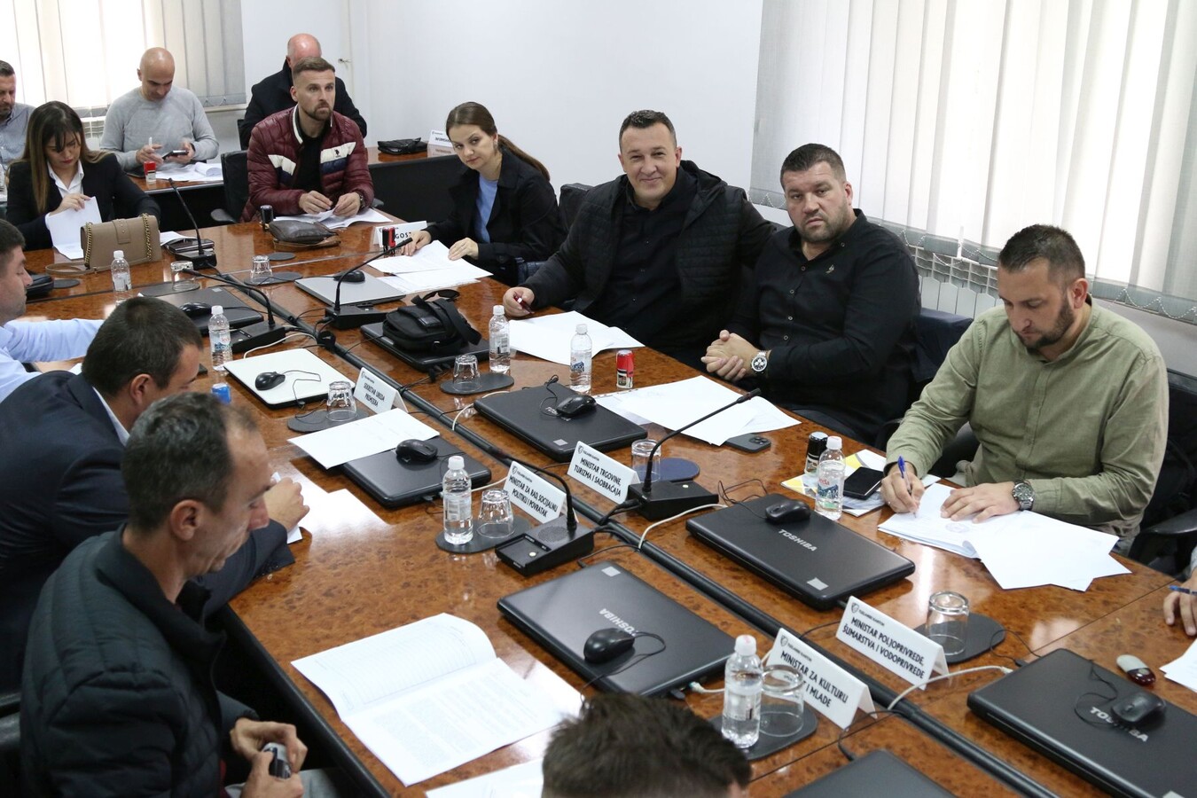 1760526177_68ef7f61b8840