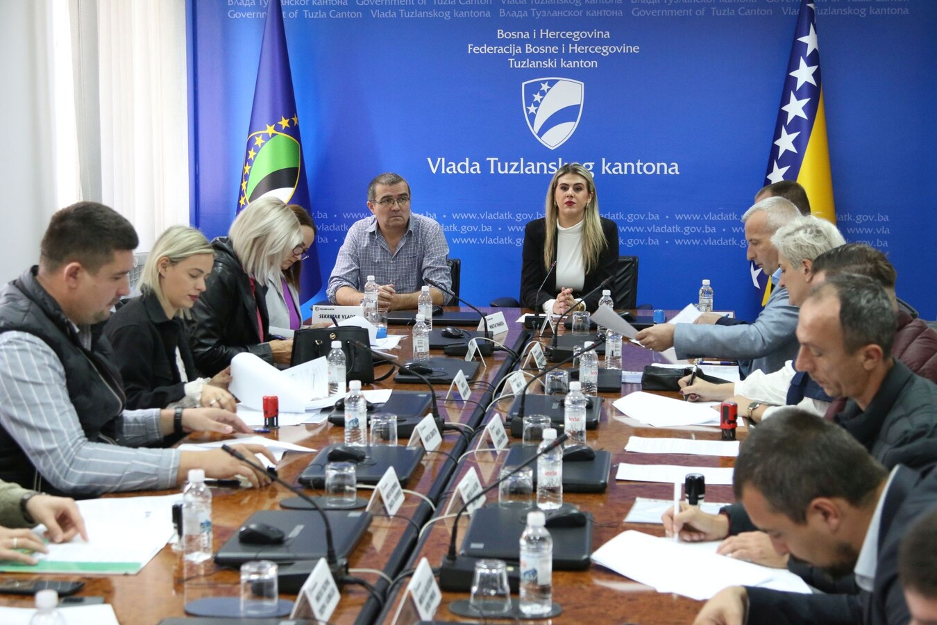 1760526177_68ef7f61e4f0e