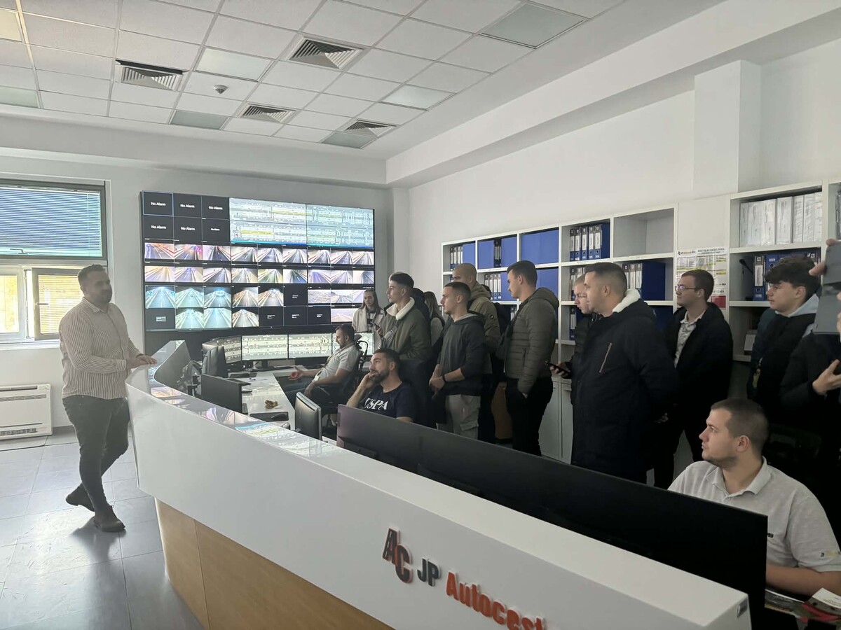 1763650952_691f2d8855d6f