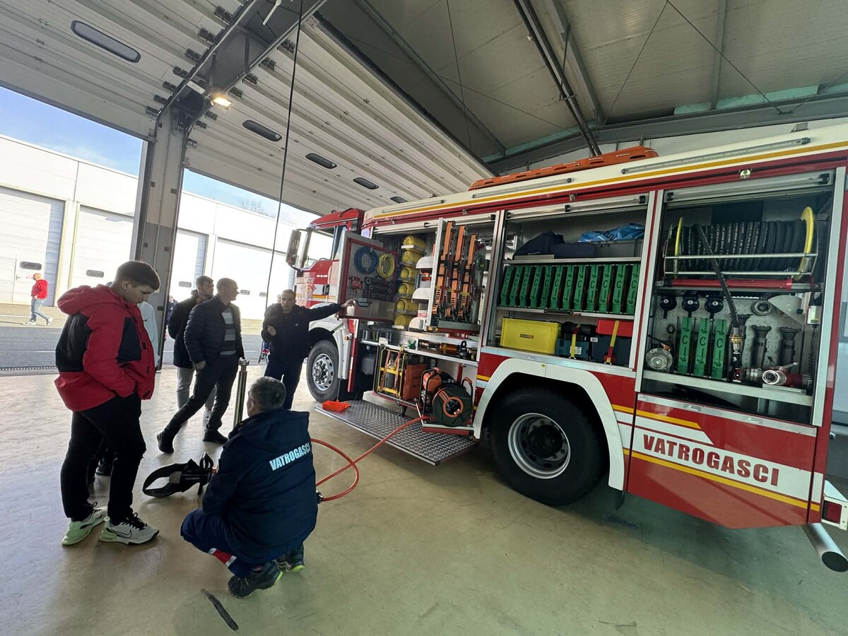 1763650952_691f2d88e2307