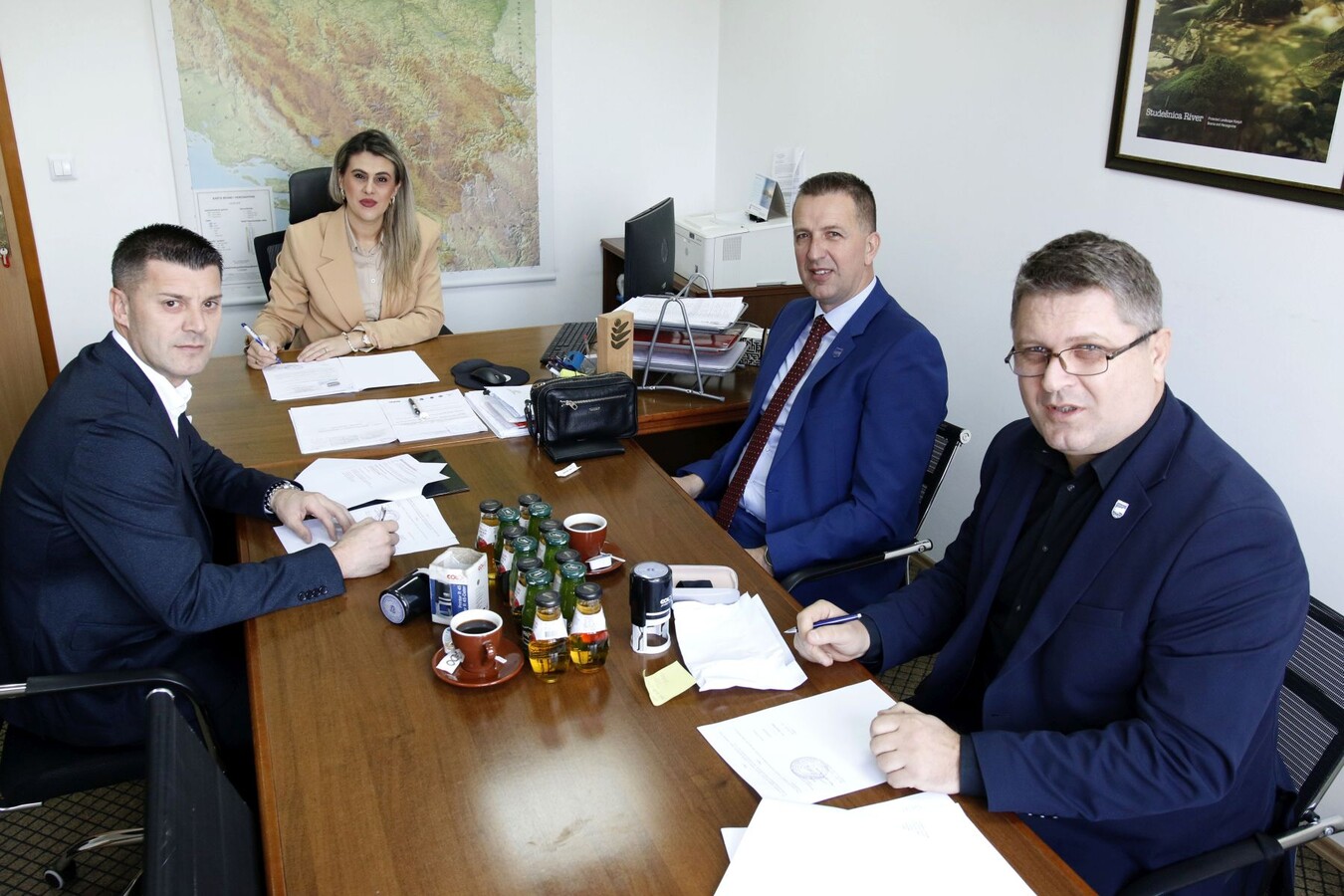 1764594236_692d923c697c9