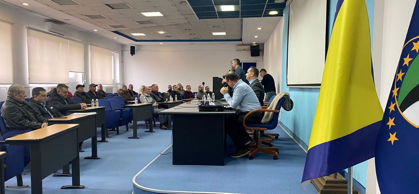 1766599552_694c2b8041a7e