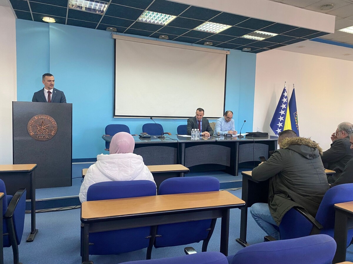 1766599553_694c2b8154888