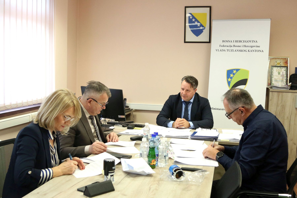 Ulaganja u sisteme vodosnabdijevanja Tuzle i Živinica