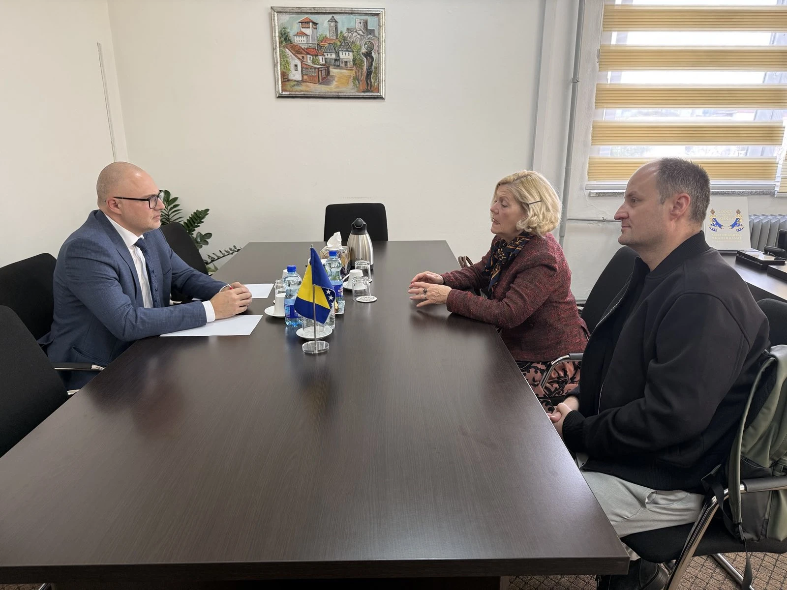 Ministar Omerović održao sastanak s rukovodstvom Savremeno-umjetničke škole Tuzla